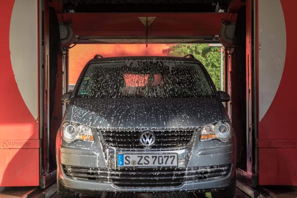 Types of Kissimmee Car Wash Services